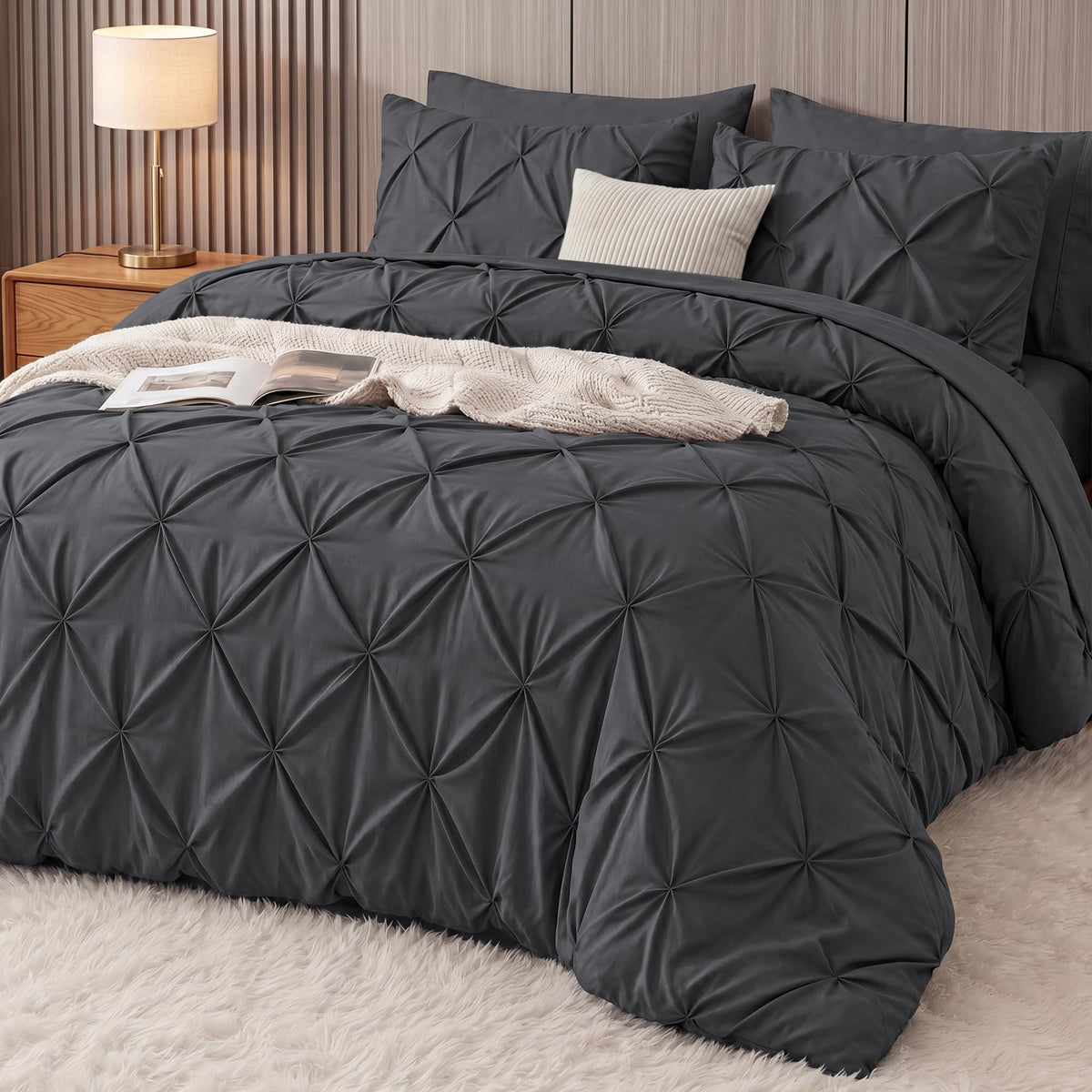 Pintuck Comforter Set