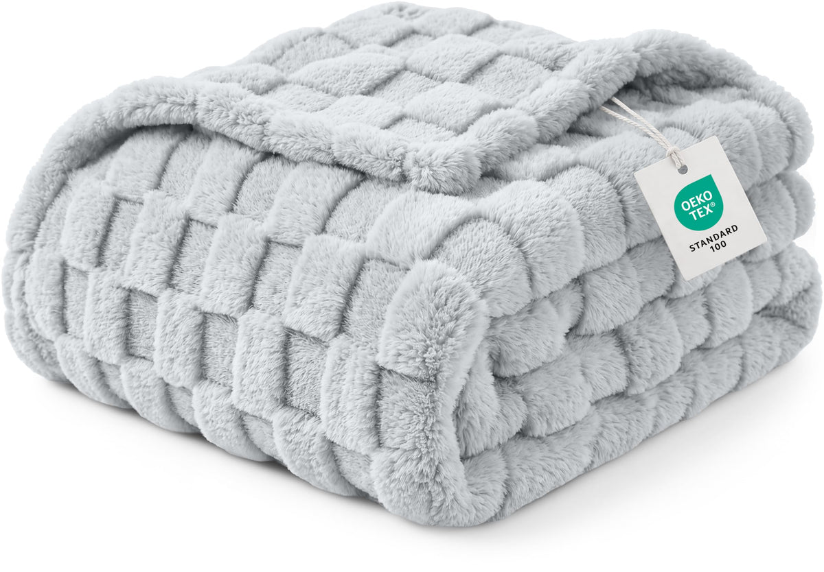 Checkered Fleece Blanket