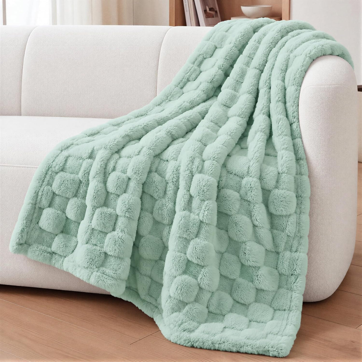 Checkered Fleece Blanket
