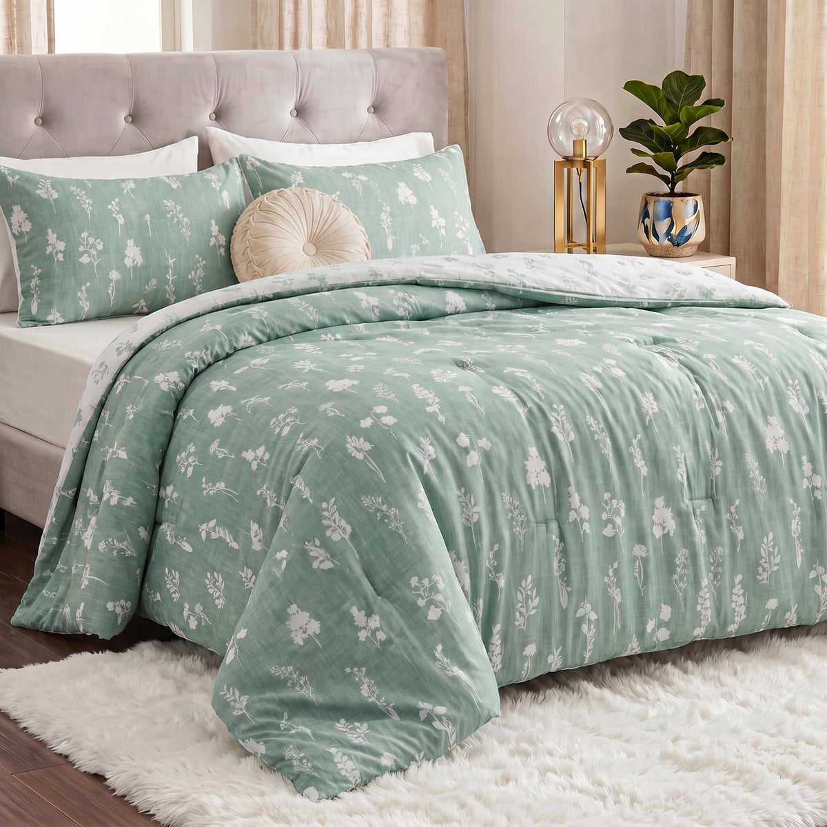 Jump and Tack Printed Comforter Set